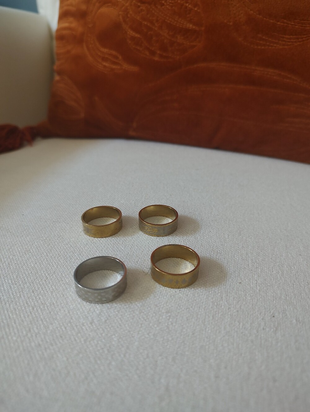 4 New Stainless Steel Rings